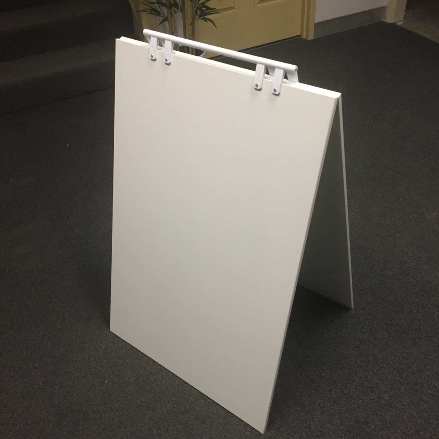 Sandwich Board Handle RT Media Solutions