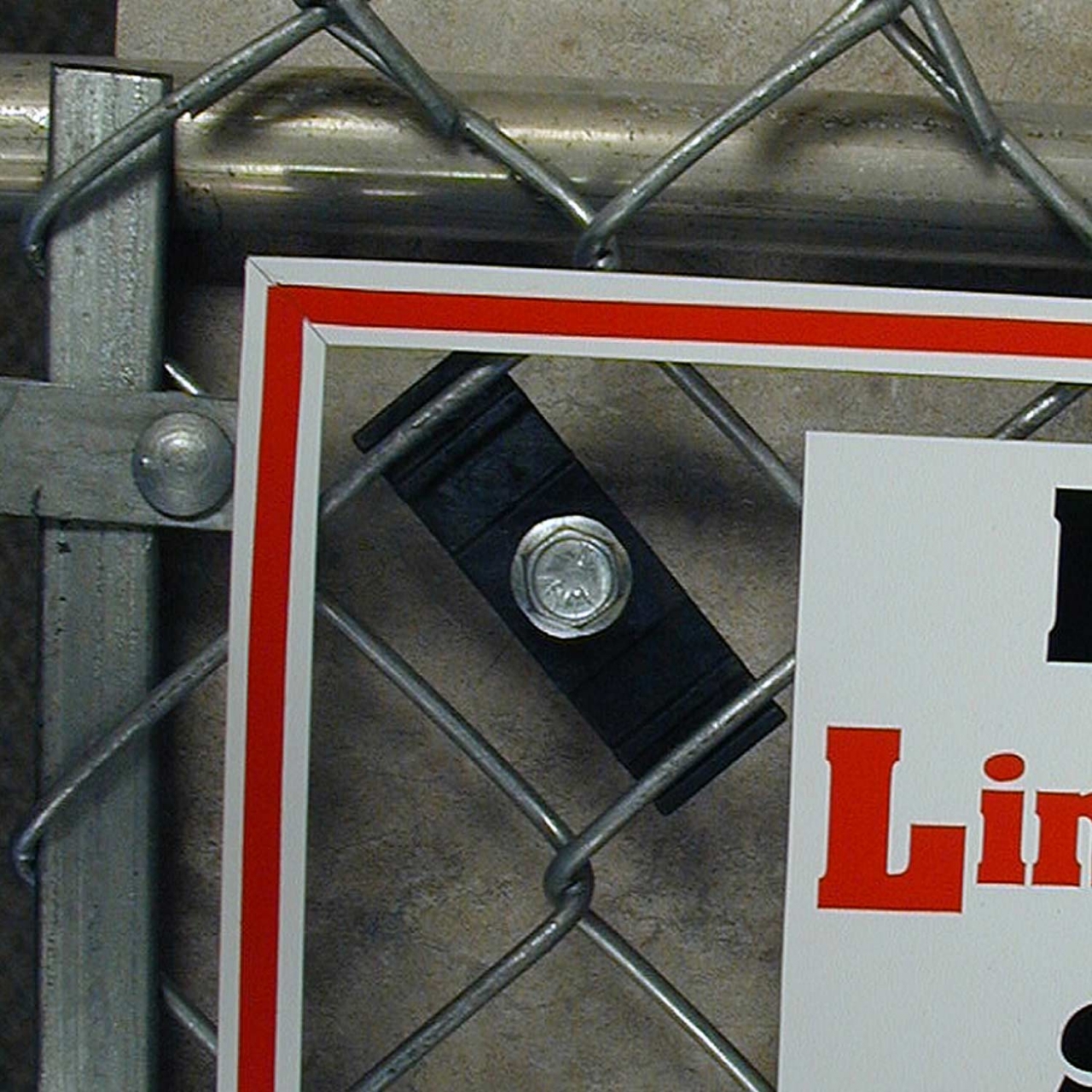 Fence Clip RT Media Solutions